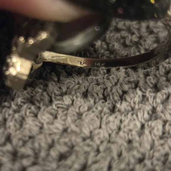 Swank Metalsmithing Leafy Pear Diamond Chevron Gold Wedding Bands - Picture 11 of 11